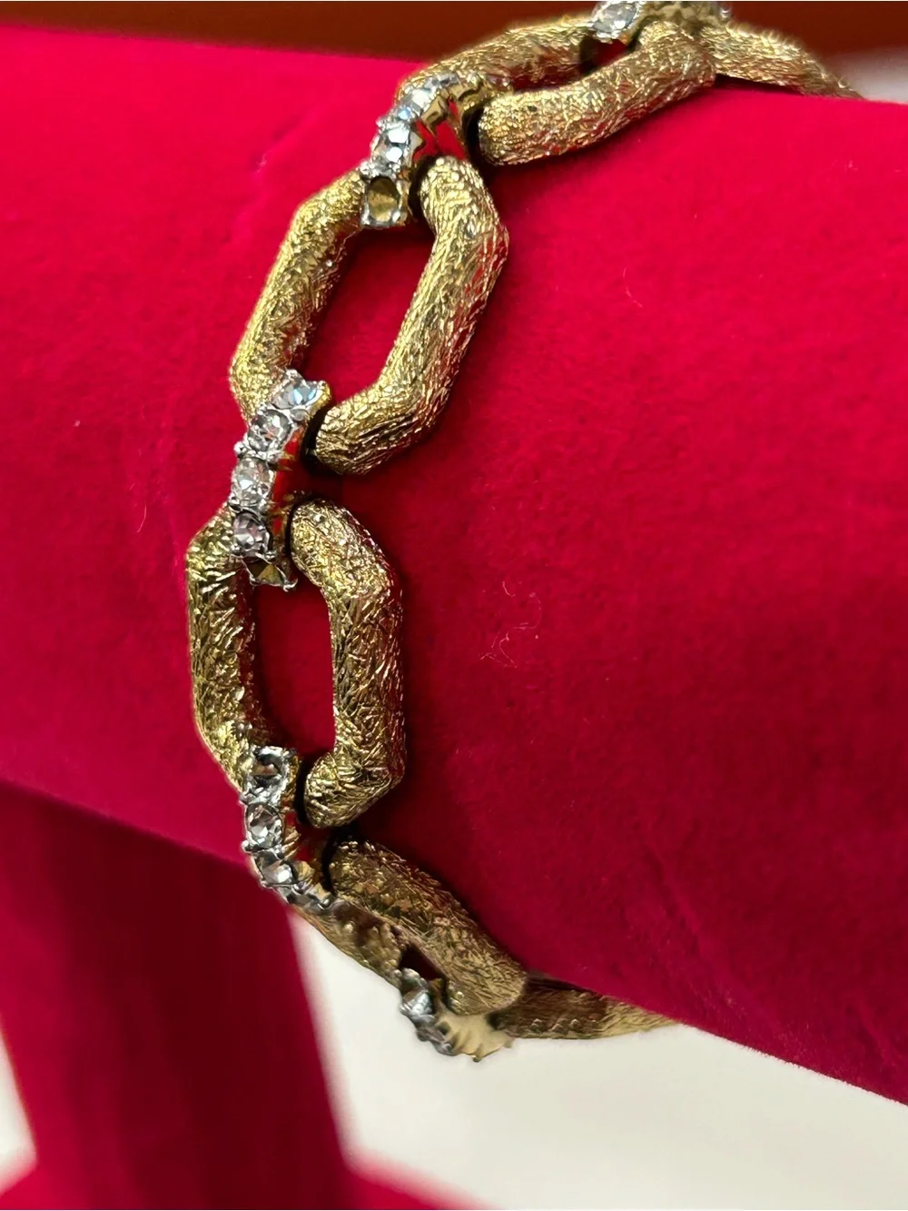 Fabulous vintage Atwood Sawyer gold plated couture style bracelet